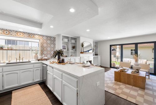 274 J Ave, Coronado, CA, 92118-1138 | Card Image