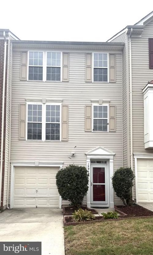 15942 Canada Goose Loop, WOODBRIDGE, VA, 22191-5563 | Card Image