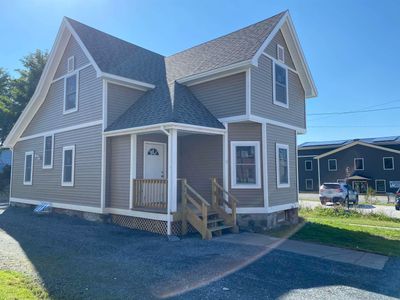 10 Stebbins Street, House other with 3 bedrooms, 2 bathrooms and null parking in St. Albans City VT | Image 1