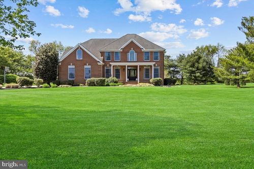 6 Caroline Ct, Pilesgrove, NJ, 08098-2740 | Card Image