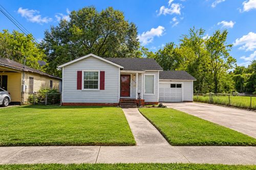 2039 Earl, Beaumont, TX, 77703 | Card Image