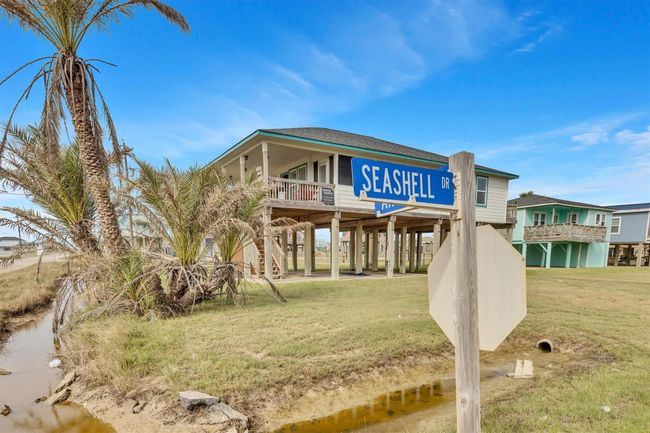 A view of the +/- 7, 606 square foot corner lot. | Image 22