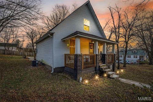 701 Missouri St, Potosi, MO, 63664-1675 | Card Image