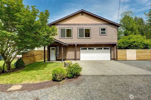 16330 Dogwood Ln, Arlington, WA, 98223-5808 | Card Image