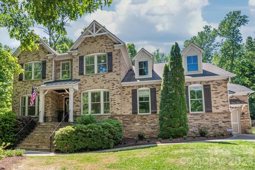 713 Woodcliff Ct, Marvin, NC, 28173-7131 | Card Image