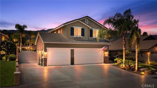 956 Cowhide Road, Corona, CA, 92882 | Card Image