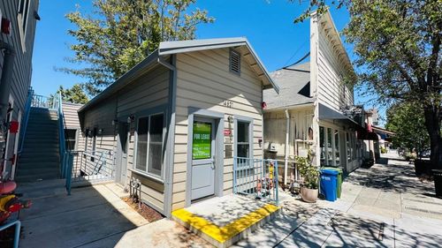 14521 Big Basin Way, Saratoga, CA, 95070-6011 | Card Image