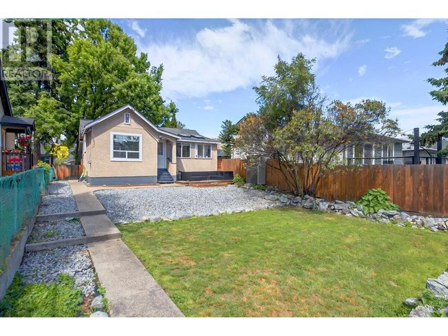 756 Cawston Ave, House other with 2 bedrooms, 1 bathrooms and 4 parking in Kelowna BC | Image 28