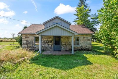 217 6 Highway, House other with 2 bedrooms, 1 bathrooms and 4 parking in South Bruce Peninsula ON | Image 3