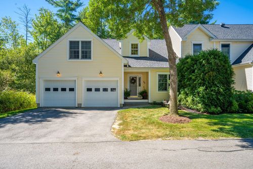 23-33 Feeney Way, Portland, ME, 04103-3559 | Card Image