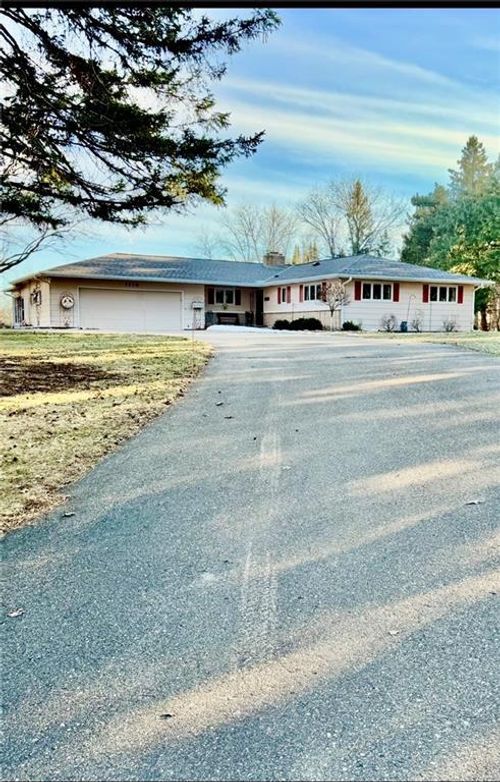 1118 Kathryn Drive, WASHINGTON, WI, 54701 | Card Image