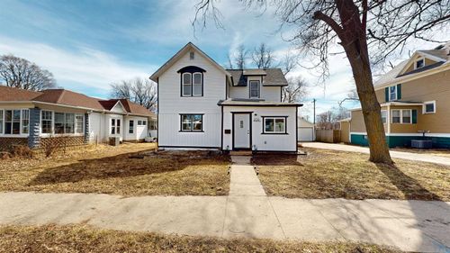 209 E Maple St, Cherokee, IA, 51012-2011 | Card Image