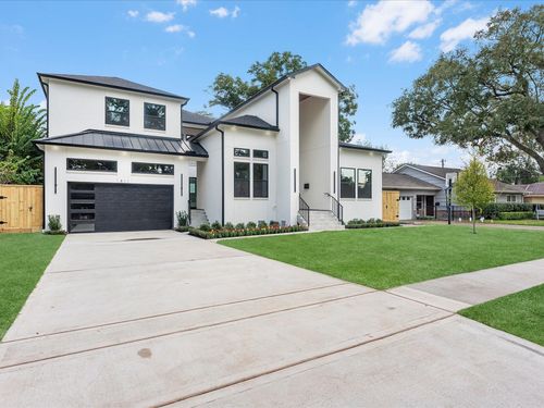 811 Woodstock St, Bellaire, TX, 77401-4716 | Card Image