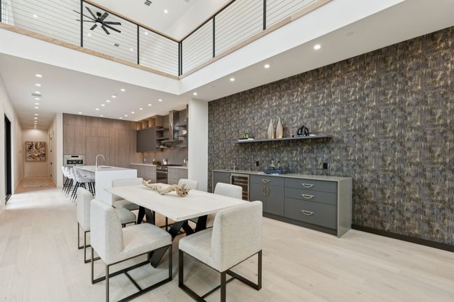 201 Morningside Dr, Townhouse with 3 bedrooms, 5 bathrooms and null parking in Roanoke TX | Image 8