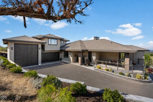 10504 Bitterbrush Ct, Redmond, OR, 97756-7370 | Card Image