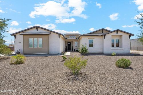 1647 E Lobo St, San Tan Valley, AZ, 85140-9019 | Card Image
