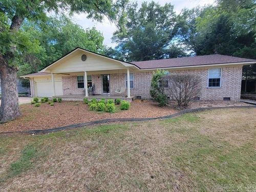 71 Mohawk Dr, Searcy, AR, 72143-5935 | Card Image