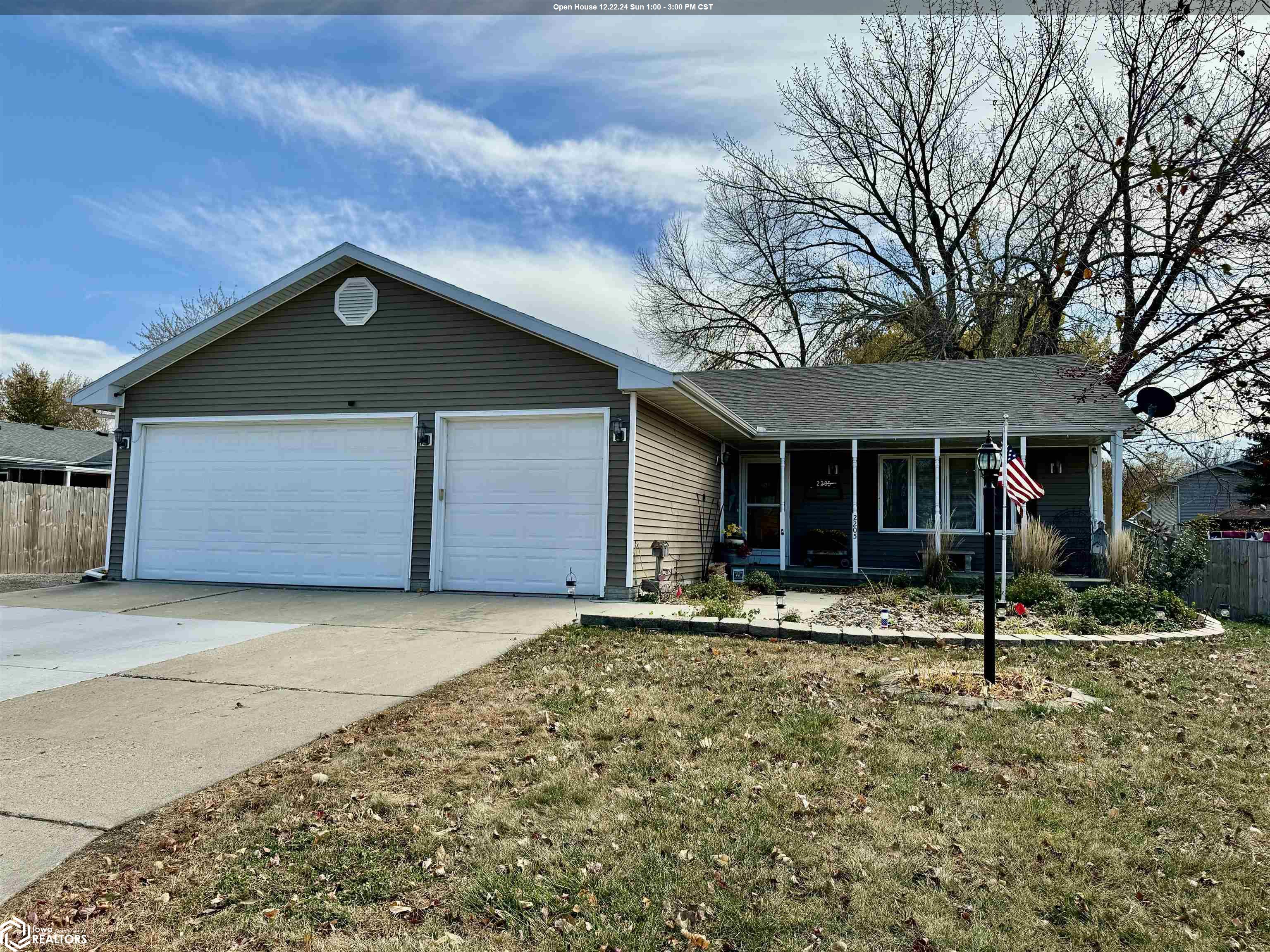 16th Ave, Clear Lake, IA 50428