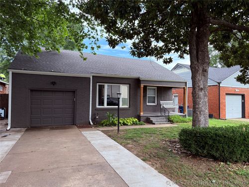 957 37th St, Tulsa, OK, 74105-3005 | Card Image
