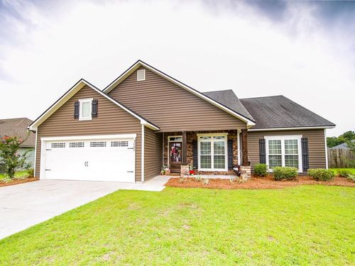 3868 Karaline Cir, Valdosta, GA, 31605-7766 | Card Image