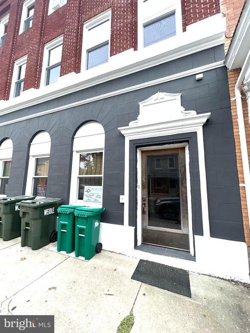 4-700 Chestnut St, LEBANON, PA, 17042-5224 | Card Image