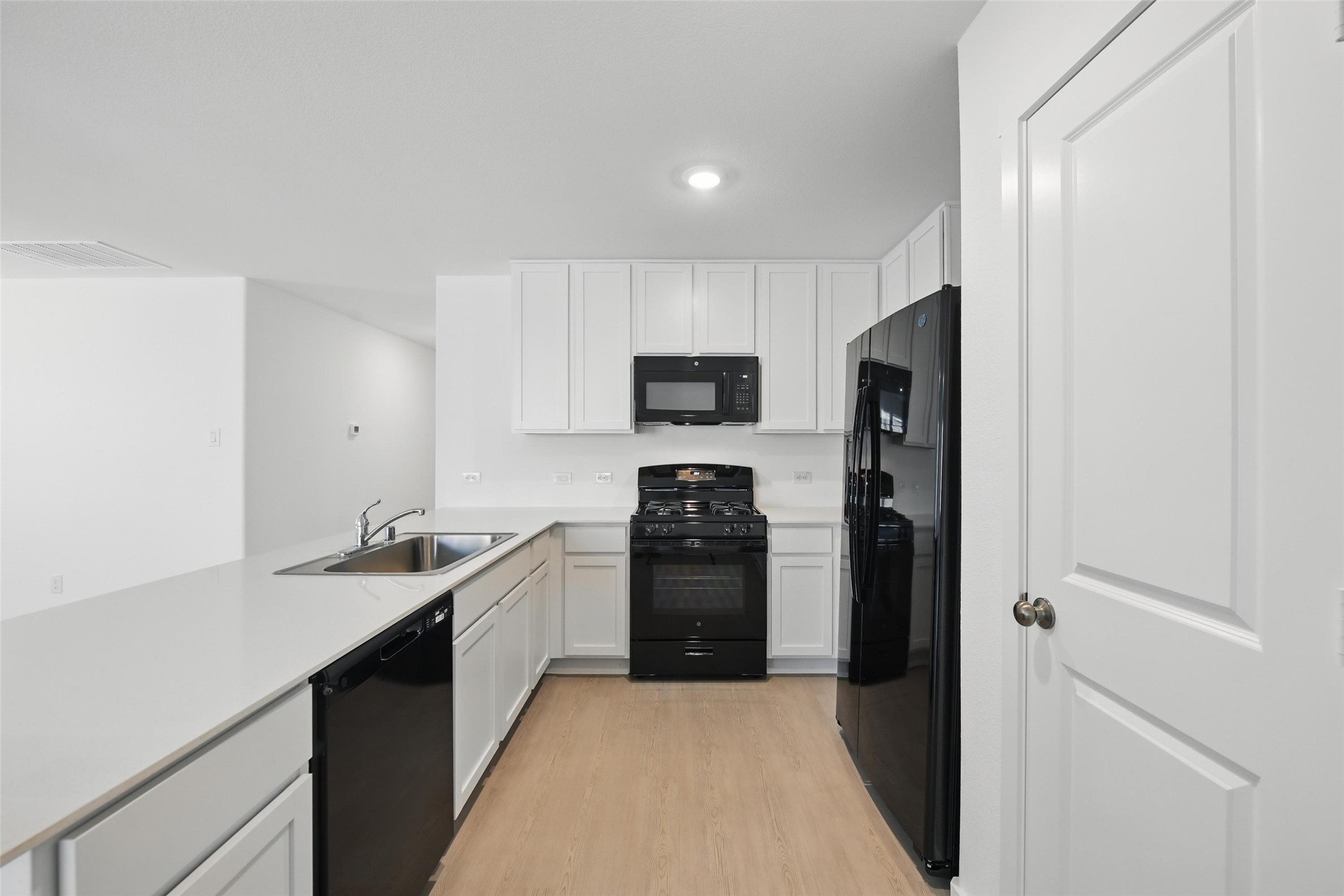 Residential Lease in Rhome 4