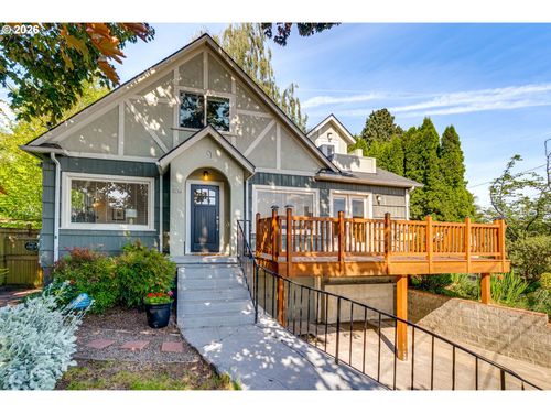 3762 N Melrose Dr, Portland, OR, 97227-1078 | Card Image