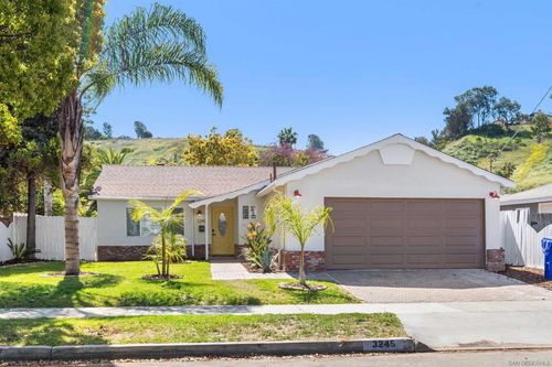 3245 Carolyn, Oceanside, CA, 92054 | Card Image