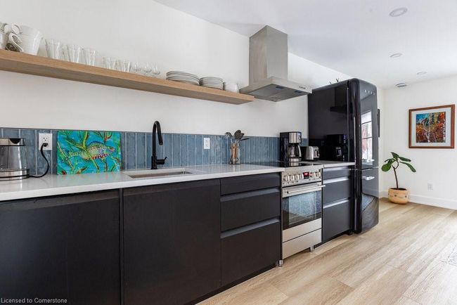 45 Park St W, House other with 6 bedrooms, 4 bathrooms and 4 parking in Dundas ON | Image 36