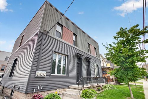 259 Clarence St, London, ON, N6B2K2 | Card Image