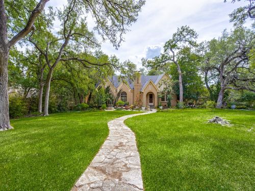 2611 Woodmont Ave, Austin, TX, 78703-3260 | Card Image