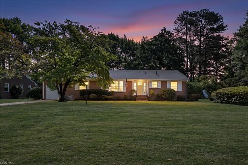 3229 Dogwood Dr, Portsmouth, VA, 23703-3761 | Card Image