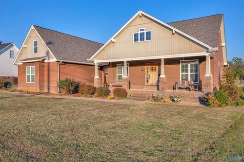1104 Anna Dr, Tuscumbia, AL, 35674-8867 | Card Image