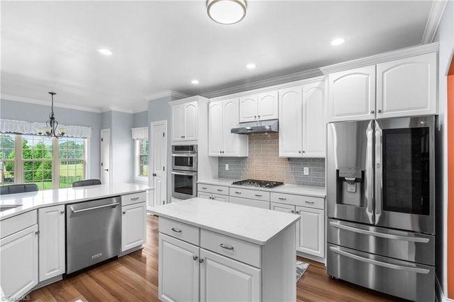 Kitchen | Image 17