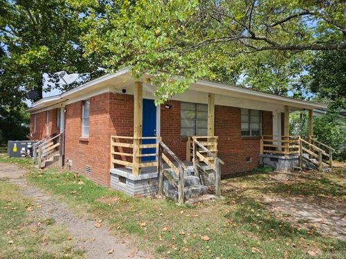 308 N Oak St, Jacksonville, AR, 72076-4633 | Card Image