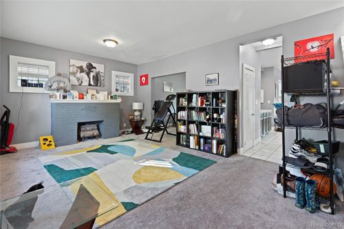 15 Forest St, River Rouge, MI, 48218-1510 | Card Image