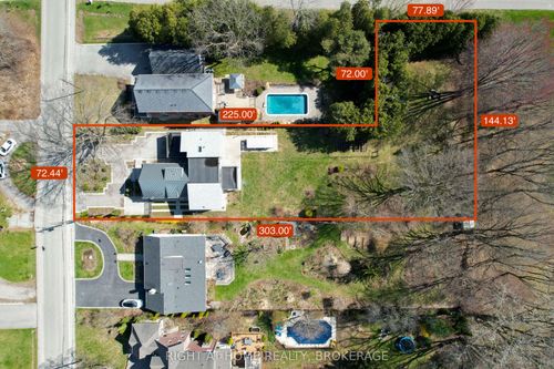 704 Cedar Ave, Burlington, ON, L7T2R7 | Card Image