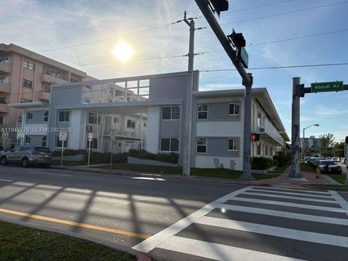 4b-6890 Abbott Ave, Miami Beach, FL, 33141-3876 | Card Image