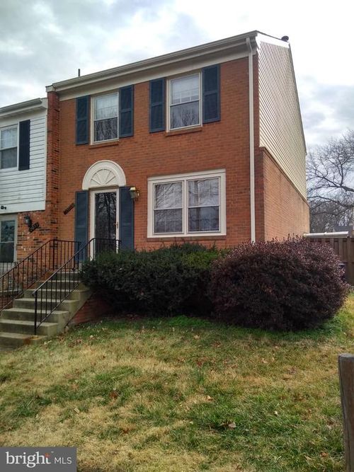 2055 Pilgrim Dr, WOODBRIDGE, VA, 22192-2318 | Card Image