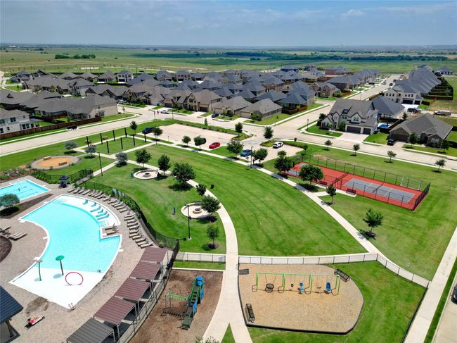 Aerial view of residential area featuring a pool area | Image 27