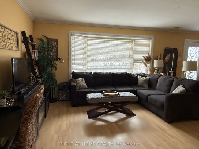 1187 Finch Ave, House other with 4 bedrooms, 4 bathrooms and 8 parking in Pickering ON | Image 5