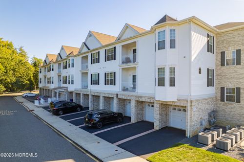 115 Canterbury Ln, Morganville, NJ, 07751-5200 | Card Image