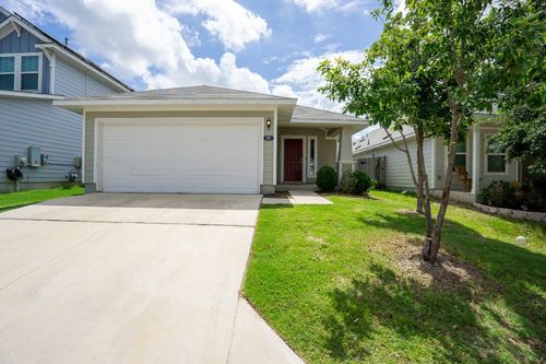 5865 Urbano Bnd, Round Rock, TX, 78665-5715 | Card Image