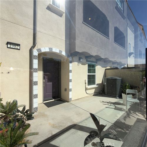 1982 Orchard, Placentia, CA, 92870 | Card Image