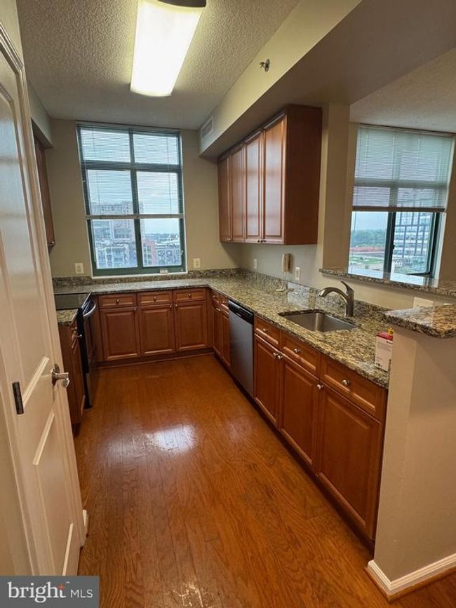 UNIT-711 - 11700 Old Georgetown Rd, Condo with 2 bedrooms, 2 bathrooms and null parking in ROCKVILLE MD | Image 6