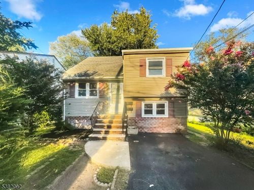 260 Everett Rd, Parsippany, NJ, 07054-2557 | Card Image