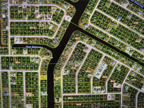 10144 Cocoa Beach St, Port Charlotte, FL, 33981-3967 | Card Image