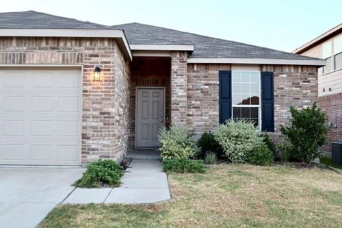 2425 Simmental Rd, Fort Worth, TX, 76131-1568 | Card Image
