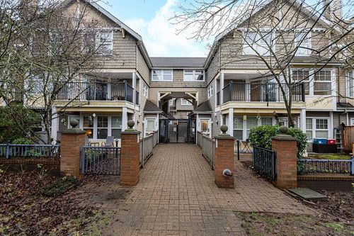 {{alt}} | Card Image