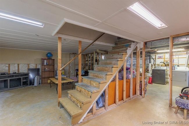 762 N Mckinley Ave, Home with 4 bedrooms, 2 bathrooms and null parking in Clarksville IN | Image 24